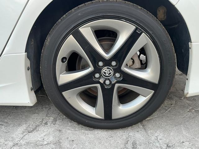 プリウス Sツーリングセレクション モデリスタエアロ 黒レザー パナソニックナビ シートヒーター 純正17インチAW トヨタセーフティセンス ドライブレコーダー LEDヘッドライト バックカメラ ETC オートハイビーム レーンアシスト(59枚目)