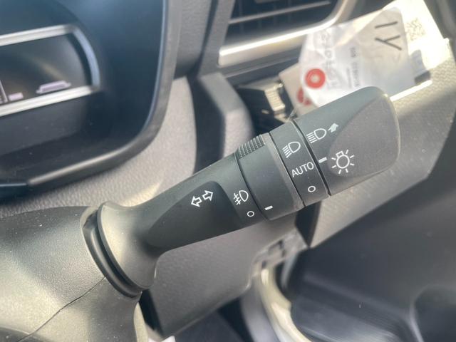 ルーミー カスタムG スマートアシスト 純正ナビ Bカメラ Bluetooth フルセグTV 両側パワスラ ビルトインETC オートライト LEDヘッドライト クリアランスソナー レーダークルーズコントロール(13枚目)