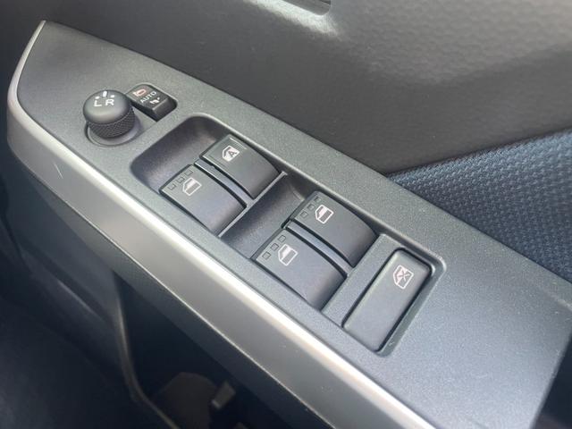 ルーミー カスタムG スマートアシスト 純正ナビ Bカメラ Bluetooth フルセグTV 両側パワスラ ビルトインETC オートライト LEDヘッドライト クリアランスソナー レーダークルーズコントロール(18枚目)