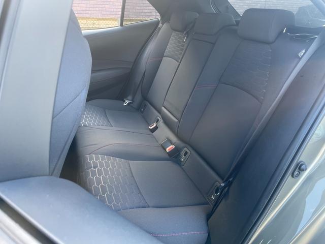 カローラスポーツ G Z 純正ディスプレイオーディオ バックカメラ トヨタセーフティセンス ブラインドスポットモニター ヘッドアップディスプレイ ドライブレコーダー Bluetooth LEDヘッドライト パドルシフト ETC(31枚目)