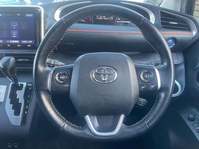 シエンタ ハイブリッドG クエロ トヨタセーフティセンス モデリスタエアロ 純正ナビ 全周囲カメラ 両側パワスラ ビルトインETC フリップダウンモニター クリアランスソナー クルーズコントロール LEDヘッドライト オートライト(6枚目)