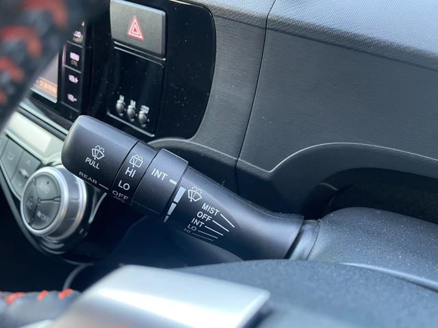 アクア X-アーバン 純正ナビ Bカメラ ビルトインETC Bluetooth フルセグTV オートライト LEDヘッドライト ハーフレザーシート シートヒーター ステアリングリモコン ドライブレコーダー 純正アルミ(15枚目)