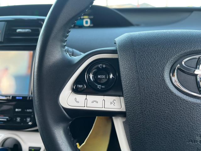 プリウス Ｓセーフティプラス　モデリスタエアロ　純正９インチ大型ナビ　バックカメラ　トヨタセーフティセンス　ドライブレコーダー　Ｂｌｕｅｔｏｏｔｈ　フルセグＴＶ　ＥＴＣ　ＬＥＤヘッドライト　スマートキー　ＤＶＤ再生　純正ＡＷ（10枚目）