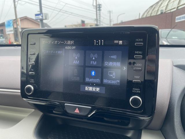 ヤリス ハイブリッドＺ　トヨタセーフティセンス　ディスプレイオーディオ　Ｂカメラ　Ｂｌｕｅｔｏｏｔｈ　フルセグＴＶ　ビルトインＥＴＣ　ステアリングリモコン　レーダークルーズコントロール　ＬＥＤヘッドライト　シートヒーター（7枚目）