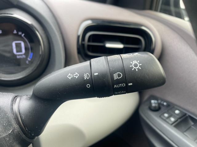ヤリス ハイブリッドＺ　トヨタセーフティセンス　ディスプレイオーディオ　Ｂカメラ　Ｂｌｕｅｔｏｏｔｈ　フルセグＴＶ　ビルトインＥＴＣ　ステアリングリモコン　レーダークルーズコントロール　ＬＥＤヘッドライト　シートヒーター（12枚目）