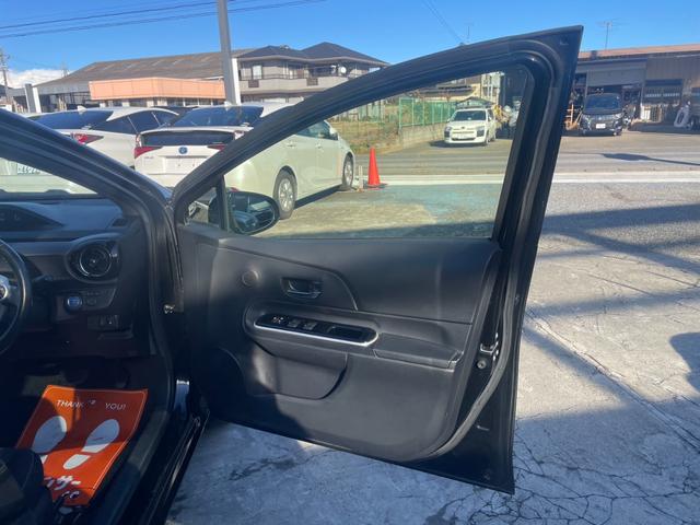 アクア Ｇ　純正ナビ　Ｂカメラ　Ｂｌｕｅｔｏｏｔｈ　フルセグＴＶ　ビルトインＥＴＣ　オートライト　ＬＥＤヘッドライト　クルーズコントロール　シートヒーター　ドライブレコーダー　純正アルミホイール　スマートキー（25枚目）