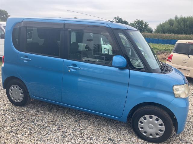 タント  スライドドア TV スマートキー 電動格納ミラー ベンチシート AT CD DVD再生 エアコン(17枚目)