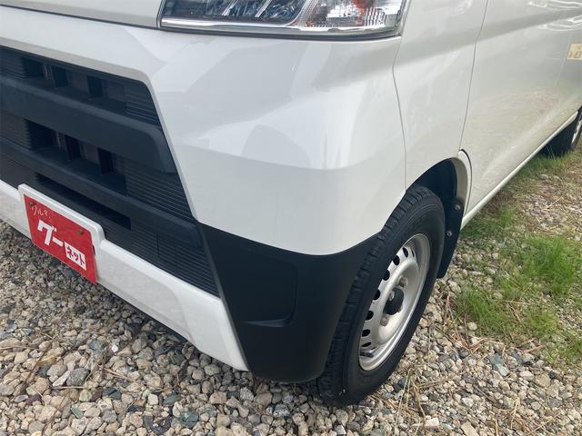 ハイゼットカーゴ スペシャルクリーンＳＡＩＩＩ　ＡＴ　衝突被害軽減システム　ナビ　両側スライドドア　アイドリングストップ　オートマチックハイビーム　ＡＢＳ　ＥＳＣ　エアコン　パワーステアリング　運転席エアバッグ　助手席エアバッグ　ＣＤ（6枚目）