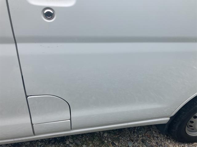 ハイゼットカーゴ スペシャルクリーンＳＡＩＩＩ　ＡＴ　衝突被害軽減システム　ナビ　両側スライドドア　アイドリングストップ　オートマチックハイビーム　ＡＢＳ　ＥＳＣ　エアコン　パワーステアリング　運転席エアバッグ　助手席エアバッグ　ＣＤ（13枚目）