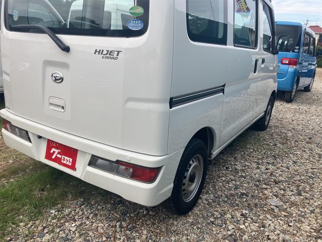 ハイゼットカーゴ スペシャルクリーンＳＡＩＩＩ　ＡＴ　衝突被害軽減システム　ナビ　両側スライドドア　アイドリングストップ　オートマチックハイビーム　ＡＢＳ　ＥＳＣ　エアコン　パワーステアリング　運転席エアバッグ　助手席エアバッグ　ＣＤ（17枚目）