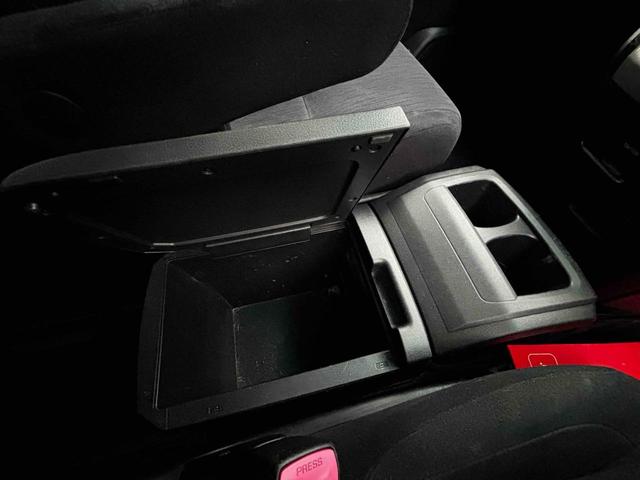 ヴェルファイア 2.4Z ETC バックカメラ ナビ TV クリアランスソナー 両側電動スライドドア オートライト HID スマートキー 電動格納ミラー 3列シート オットマン CVT アルミホイール CD DVD再生 USB(32枚目)