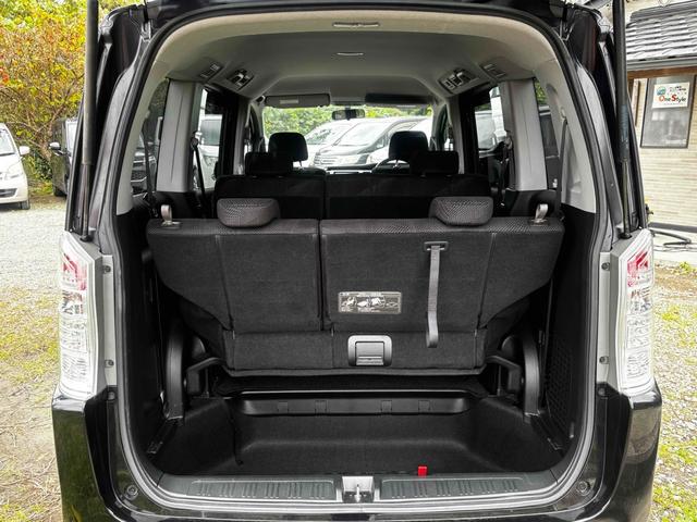 ステップワゴンスパーダ Ｓ　ＥＴＣ　バックカメラ　ナビ　ＴＶ　両側スライド・片側電動　オートライト　ＨＩＤ　キーレスエントリー　３列シート　ＣＶＴ　アルミホイール　ＣＤ　ＵＳＢ　Ｂｌｕｅｔｏｏｔｈ　盗難防止システム（34枚目）