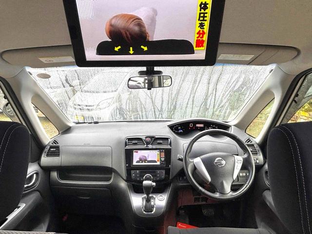 運転者にとっては日々使用することとなる運転席です。運転席が快適だと運転に集中することができますね。