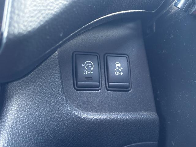 セレナ ハイウェイスター　Ｓ－ハイブリッド　バックカメラ　ナビ　ＴＶ　オートクルーズコントロール　電動スライドドア　オートライト　ＨＩＤ　スマートキー　アイドリングストップ　電動格納ミラー　３列シート　ＣＶＴ　ＣＤ（16枚目）