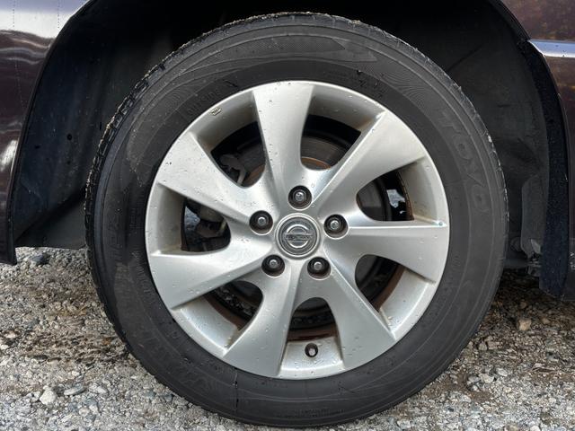 セレナ ハイウェイスター　Ｓ－ハイブリッド　バックカメラ　ナビ　ＴＶ　オートクルーズコントロール　電動スライドドア　オートライト　ＨＩＤ　スマートキー　アイドリングストップ　電動格納ミラー　３列シート　ＣＶＴ　ＣＤ（32枚目）