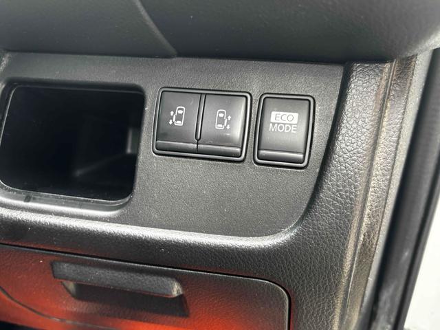 セレナ ハイウェイスター　Ｖセレクション　バッテリー新品交換済み　ＥＴＣ　バックカメラ　ナビ　オートクルーズ　両側電動スライドドア　オートライト　スマートキー　アイドリングストップ　電動格納ミラー　アルミホイール　Ｂｌｕｅｔｏｏｔｈ（18枚目）