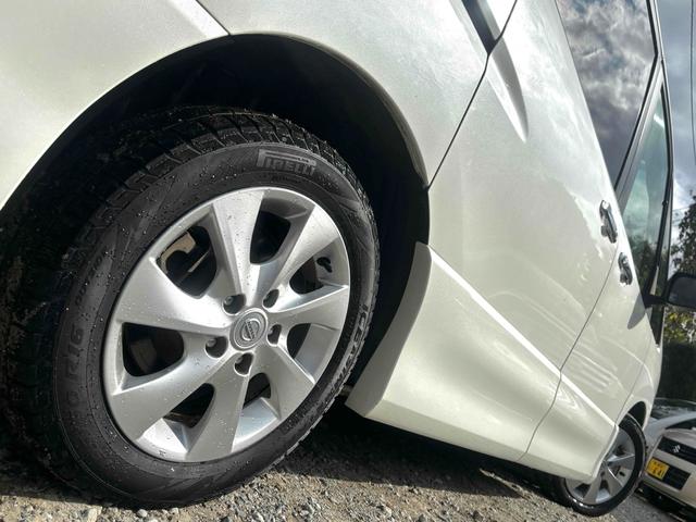 セレナ ハイウェイスター　Ｖセレクション　バッテリー新品交換済み　ＥＴＣ　バックカメラ　ナビ　オートクルーズ　両側電動スライドドア　オートライト　スマートキー　アイドリングストップ　電動格納ミラー　アルミホイール　Ｂｌｕｅｔｏｏｔｈ（24枚目）