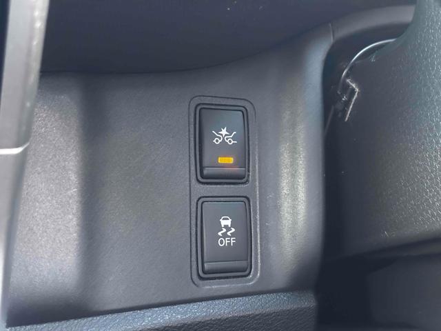 セレナ Ｘ　Ｖセレクション　Ｓ－ＨＹＢＲＩＤ　ドライブレコーダー　ＥＴＣ　全周囲カメラ　オートクルーズコントロール　パークアシスト　衝突被害軽減システム　両側電動スライドドア　オートライト　スマートキー　アイドリングストップ（13枚目）