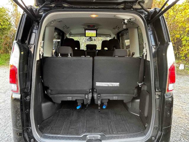 セレナ Ｘ　Ｖセレクション　Ｓ－ＨＹＢＲＩＤ　ドライブレコーダー　ＥＴＣ　全周囲カメラ　オートクルーズコントロール　パークアシスト　衝突被害軽減システム　両側電動スライドドア　オートライト　スマートキー　アイドリングストップ（22枚目）