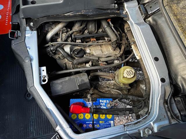 サンバーバン トランスポーター　４ＷＤ　ＭＴ　ＥＴＣ　両側スライドドア　エアコン　パワーウィンドウ　運転席エアバッグ（26枚目）