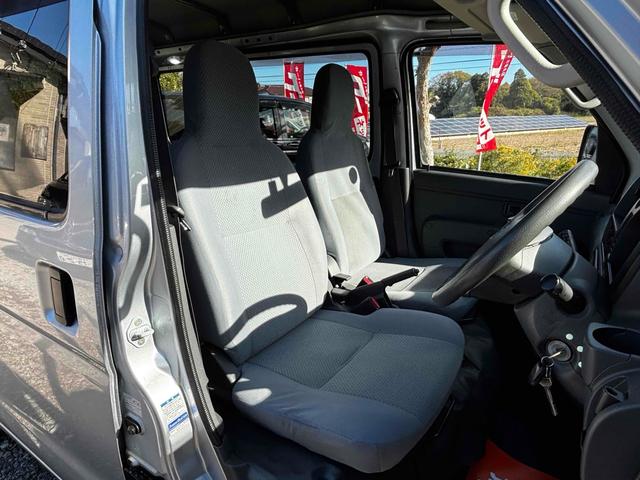 サンバーバン トランスポーター　４ＷＤ　ＭＴ　ＥＴＣ　両側スライドドア　エアコン　パワーウィンドウ　運転席エアバッグ（40枚目）