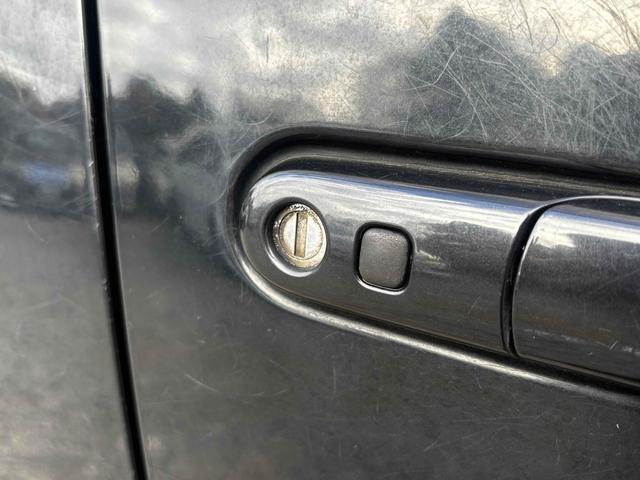 ワゴンＲ ＦＸリミテッド　ＥＴＣ　スマートキー　電動格納ミラー　ベンチシート　ＡＴ　盗難防止システム　ＣＤ　アルミホイール　衝突安全ボディ　エアコン　パワーステアリング　パワーウィンドウ（27枚目）