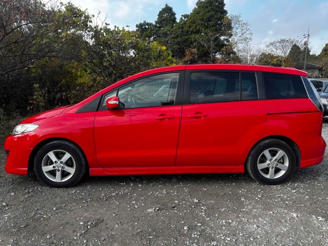 プレマシー ２０Ｓ　ＥＴＣ　クリアランスソナー　両側電動スライドドア　ＨＩＤ　スマートキー　電動格納ミラー　３列シート　フルフラット　オットマン　ＡＴ　アルミホイール　ＣＤ　盗難防止システム　衝突安全ボディ　ＡＢＳ（17枚目）