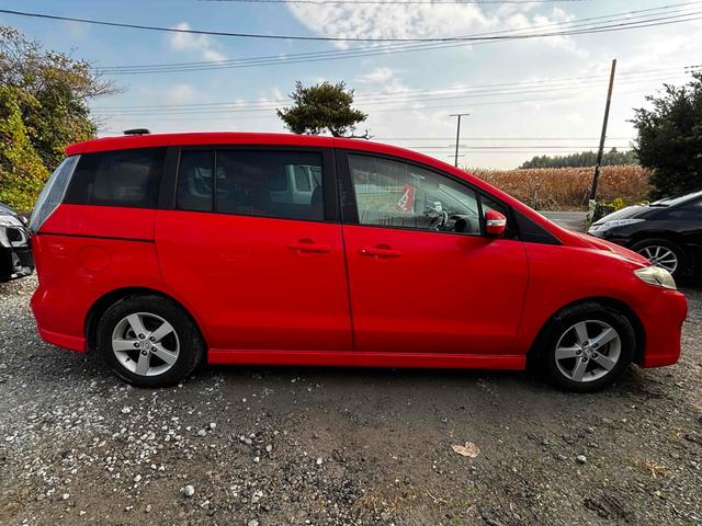 プレマシー ２０Ｓ　ＥＴＣ　クリアランスソナー　両側電動スライドドア　ＨＩＤ　スマートキー　電動格納ミラー　３列シート　フルフラット　オットマン　ＡＴ　アルミホイール　ＣＤ　盗難防止システム　衝突安全ボディ　ＡＢＳ（18枚目）