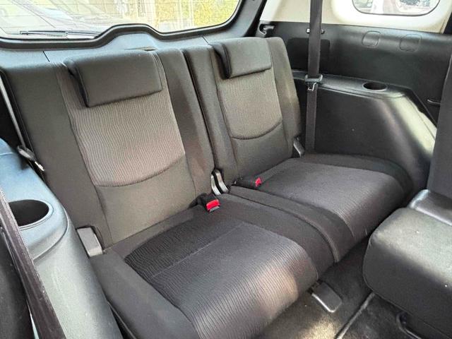 プレマシー ２０Ｓ　ＥＴＣ　クリアランスソナー　両側電動スライドドア　ＨＩＤ　スマートキー　電動格納ミラー　３列シート　フルフラット　オットマン　ＡＴ　アルミホイール　ＣＤ　盗難防止システム　衝突安全ボディ　ＡＢＳ（36枚目）