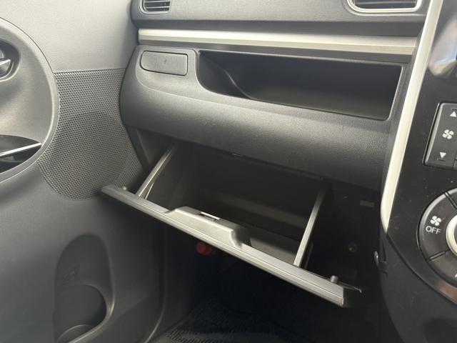 タント カスタムＲＳ　ＳＡ　社外８インチナビ／フルセグ／両側パワースライドドア／衝突軽減ブレーキ／プッシュスタート／ＬＥＤヘッドライト／Ｂｌｕｅｔｏｏｔｈ（25枚目）