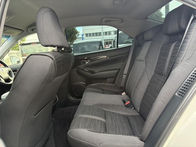 クラウンハイブリッド アスリートS ブラックスタイル 純正ナビ/バックカメラ/純正18インチAW/レーダークルーズコントロール/プッシュスタート/パワーシート/Bluetooth接続可(14枚目)