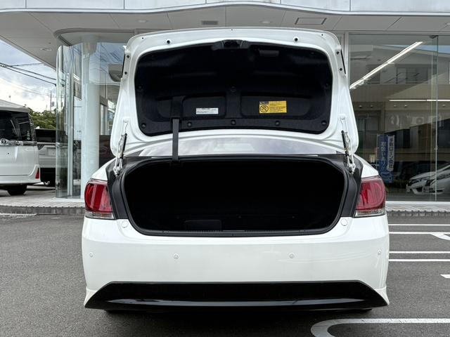 クラウンハイブリッド アスリートS ブラックスタイル 純正ナビ/バックカメラ/純正18インチAW/レーダークルーズコントロール/プッシュスタート/パワーシート/Bluetooth接続可(15枚目)