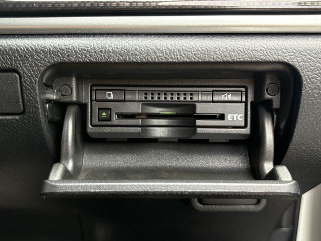 クラウンハイブリッド アスリートS ブラックスタイル 純正ナビ/バックカメラ/純正18インチAW/レーダークルーズコントロール/プッシュスタート/パワーシート/Bluetooth接続可(26枚目)