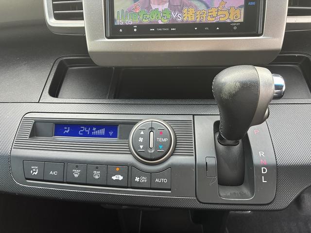 フリードスパイクハイブリッド ハイブリッド　プレミアムエディション　ＳＤナビゲーションシステム　ＥＴＣ　バックカメラ　両側電動スライドドア　ＨＩＤヘッドライト　フォグランプ　ワンセグテレビ　運転席エアーバック　助手席エアーバック　エアコン　パワーステアリング（32枚目）