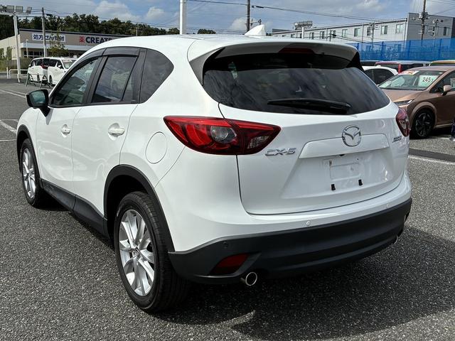 ＣＸ－５ ＸＤ　プロアクティブ　純正ナビゲーションシステム　フルセグテレビ　ＣＤ　ＤＶＤ　ＢＬＵＥＴＯＯＴＨ　　クルーズコントロール　コーナーセンサー　アイドリングストップ　レーンキープ　ＢＳＭ　　純正アルミ１９インチ（10枚目）