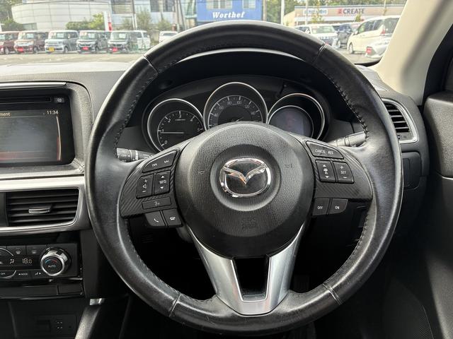 ＣＸ－５ ＸＤ　プロアクティブ　純正ナビゲーションシステム　フルセグテレビ　ＣＤ　ＤＶＤ　ＢＬＵＥＴＯＯＴＨ　　クルーズコントロール　コーナーセンサー　アイドリングストップ　レーンキープ　ＢＳＭ　　純正アルミ１９インチ（33枚目）