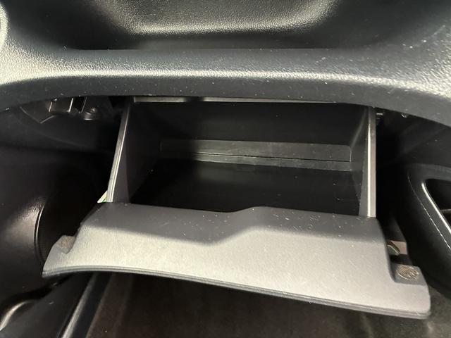 シエンタ Ｇ　ＳＤナビゲーションシステム　フルセグテレビ　ワンオーナー車　ＢＬＵＥＴＯＯＴＨ　バックカメラ　オートマチックハイビーム　レーダーブレーキサポート　両側電動スライドドア　スマートキー　プッシュスタート（29枚目）