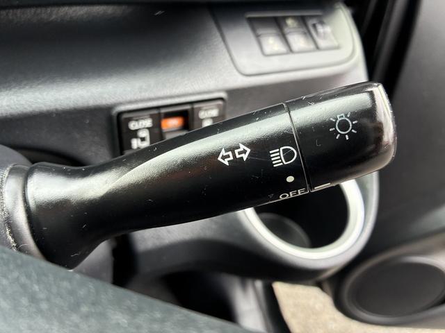 シエンタ Ｇ　ＳＤナビゲーションシステム　フルセグテレビ　ワンオーナー車　ＢＬＵＥＴＯＯＴＨ　バックカメラ　オートマチックハイビーム　レーダーブレーキサポート　両側電動スライドドア　スマートキー　プッシュスタート（37枚目）