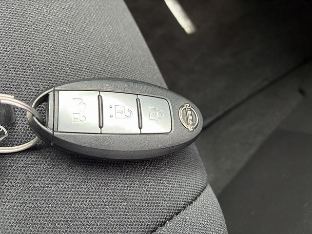 リーフ Ｓ　純正ナビ　フルセグＴＶ　ＣＤ　Ｂｌｕｅｔｏｏｔｈ接続　バックカメラ　クルーズコントロール　ハンドルヒーター　シートヒーター　オートライト　電格ミラー　ＥＴＣ　純正ナビ　フルセグＴＶ　ＣＤ（47枚目）