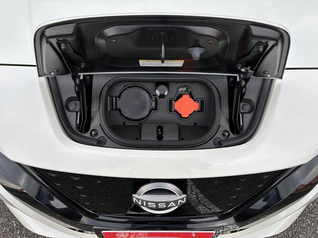 リーフ Ｓ　純正ナビ　フルセグＴＶ　ＣＤ　Ｂｌｕｅｔｏｏｔｈ接続　バックカメラ　クルーズコントロール　ハンドルヒーター　シートヒーター　オートライト　電格ミラー　ＥＴＣ　純正ナビ　フルセグＴＶ　ＣＤ（48枚目）