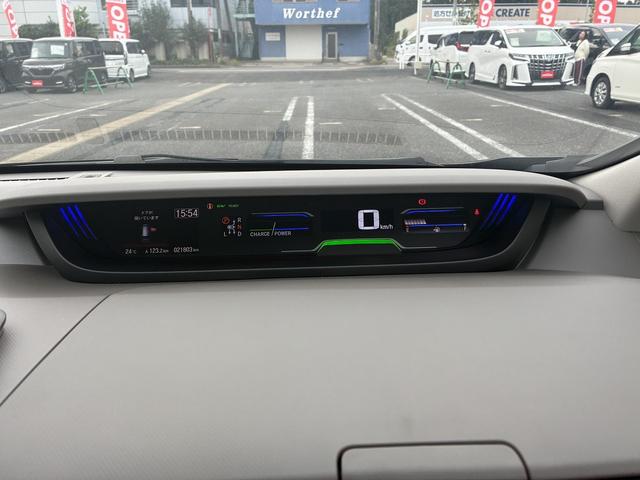 フリードハイブリッド ハイブリッド・Ｇ　純正ナビ　フルセグＴＶ　バックカメラ　Ｂｌｕｅｔｏｏｔｈ　レーダークルーズコントロール　シートヒーター　ＬＥＤヘッドライト　両側オートスライドドア　純正アルミ（43枚目）