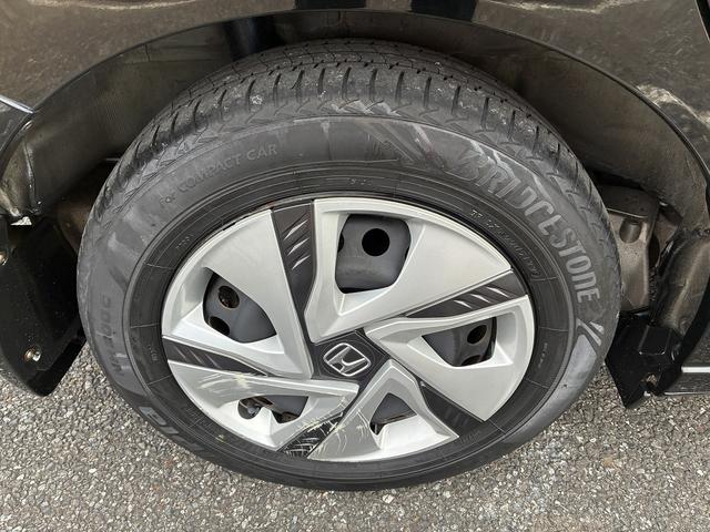 フリード＋ハイブリッド ハイブリッドＧ・ホンダセンシング　ディスプレイオーディオ　ＣＤ　Ｂｌｕｅｔｏｏｔｈ接続　バックカメラ　スマートキープッシュスタート　クルーズコントロール　両側電動スライドドア　レーンキープアシスト　ＥＴＣ　シートヒーター　ＬＥＤ（54枚目）