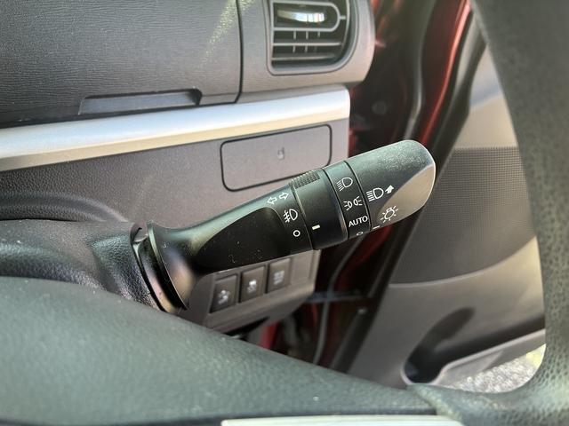 タント カスタムＸ　ＳＡＩＩ　ＳＤナビゲーションシステム　フルセグテレビ　ＣＤ　ＤＶＤ　ＢＬＵＥＴＯＯＴＨ　バックカメラ　電動格納ドアミラー　スマートキー　左側電動スライドドア　レーダーブレーキサポート　アイドリングストップ（33枚目）