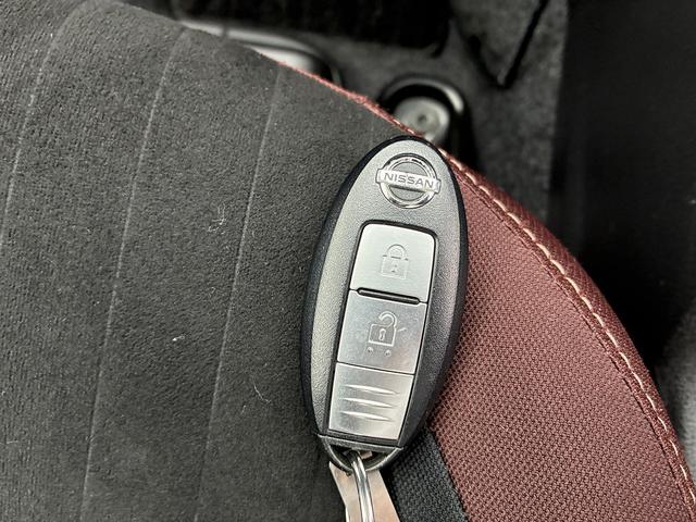 ノート ｅ－パワー　Ｘ　モード・プレミア　ＳＤナビ　フルセグＴＶ　ＣＤ　ＤＶＤ　Ｂｌｕｅｔｏｏｔｈ接続　全周囲カメラ　レーンキープアシスト　ＬＥＤヘッドライト　デジタルインナーミラー　ＥＴＣ　オートライト　フロント・リアドライブレコーダー（45枚目）