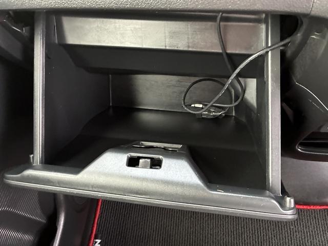 Ｎ－ＢＯＸ Ｇ　ターボＳＳパッケージ　純正ナビ　フルセグＴＶ　ＣＤ　ＤＶＤ　Ｂｌｕｅｔｏｏｔｈ接続　バックカメラ　オートライト　両側電動スライドドア　ＨＩＤヘッドライト　　シートヒーター　コーナーセンサー　スマートキー　プッシュスタート（30枚目）