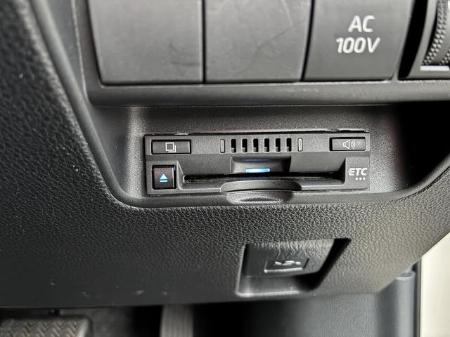アクア Ｘ　純正ナビ　バックカメラ　ＥＴＣ　レーダークルーズコントロール　ＡＣ１００Ｖ電源　ＬＥＤヘッドライト　オートエアコン　オートライト　　電動格納ミラー　オートハイビーム　Ｂｌｕｅｔｏｏｔｈオーディオ（39枚目）