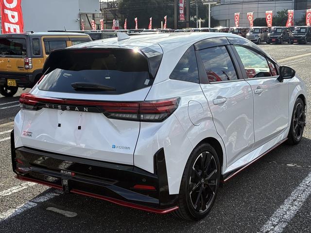 オーラ ニスモ SDナビ フルセグ Bluetoothオーディオ USB スマートキー プッシュスタート プロパイロット 全周囲カメラ 電動格納ミラー ETC 17インチアルミホイール コーナーセンサー(10枚目)