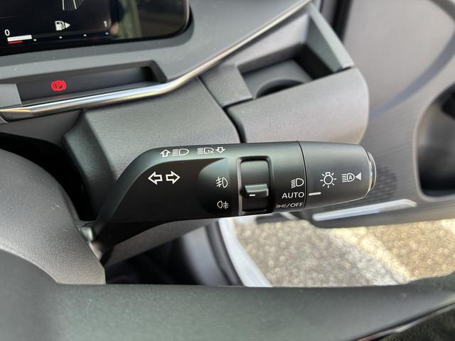 オーラ ニスモ SDナビ フルセグ Bluetoothオーディオ USB スマートキー プッシュスタート プロパイロット 全周囲カメラ 電動格納ミラー ETC 17インチアルミホイール コーナーセンサー(39枚目)