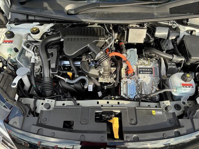 オーラ ニスモ SDナビ フルセグ Bluetoothオーディオ USB スマートキー プッシュスタート プロパイロット 全周囲カメラ 電動格納ミラー ETC 17インチアルミホイール コーナーセンサー(58枚目)