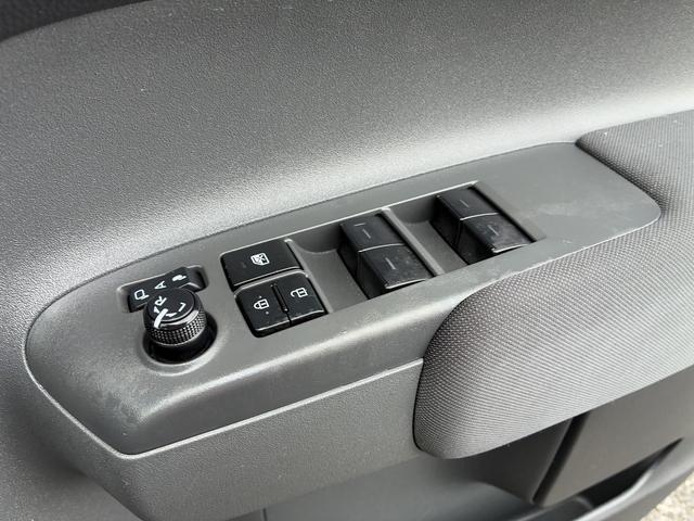 シエンタ G ディスプレイオーディオ BLUETOOTH 全方位カメラ ステアリングスイッチ クルーズコントロール オートライト オートエアコン LEDヘッドライト 両側電動スライドドア オートマチックハイビーム(41枚目)